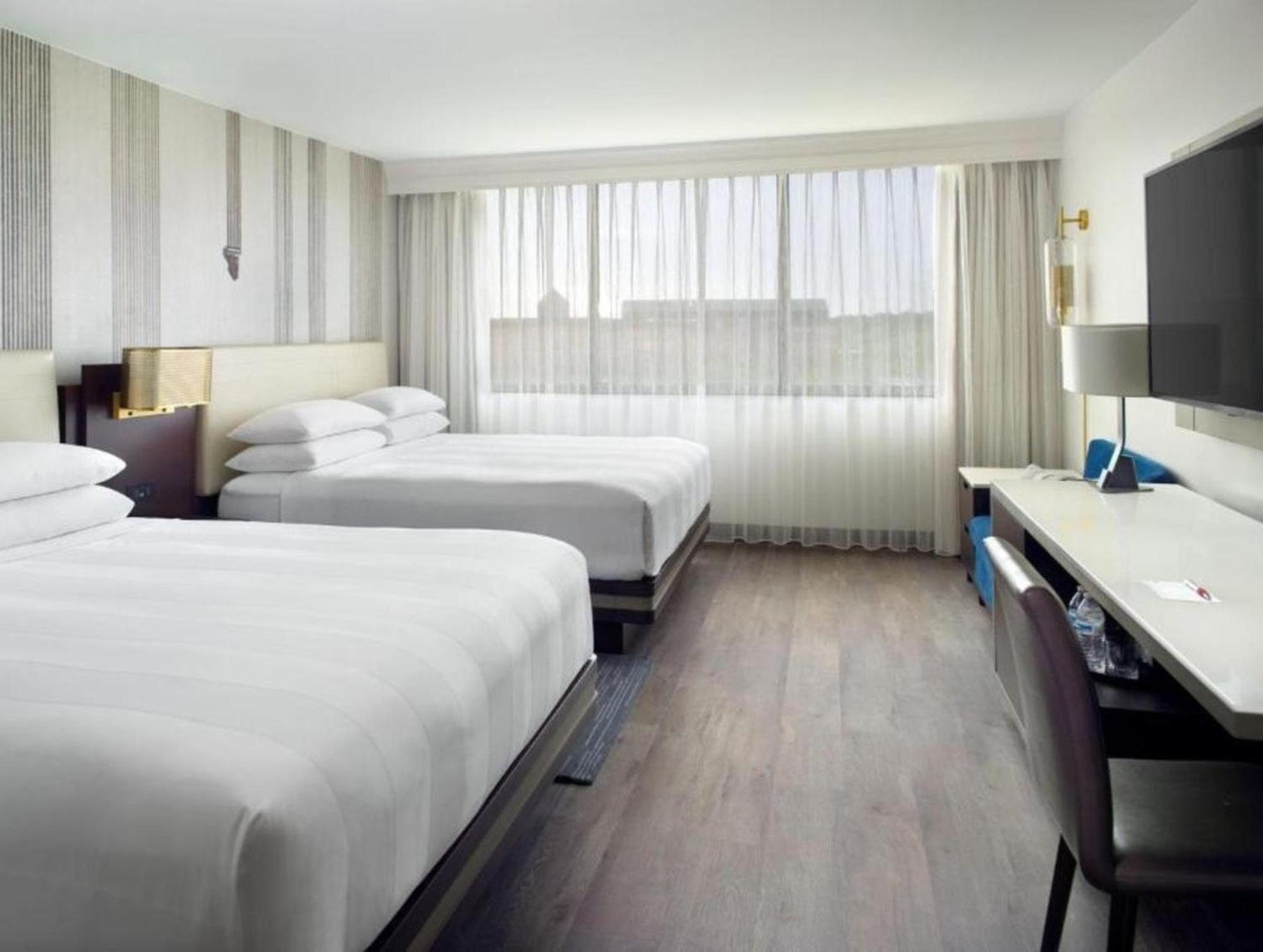 Hotel Marriott Kansas 3*