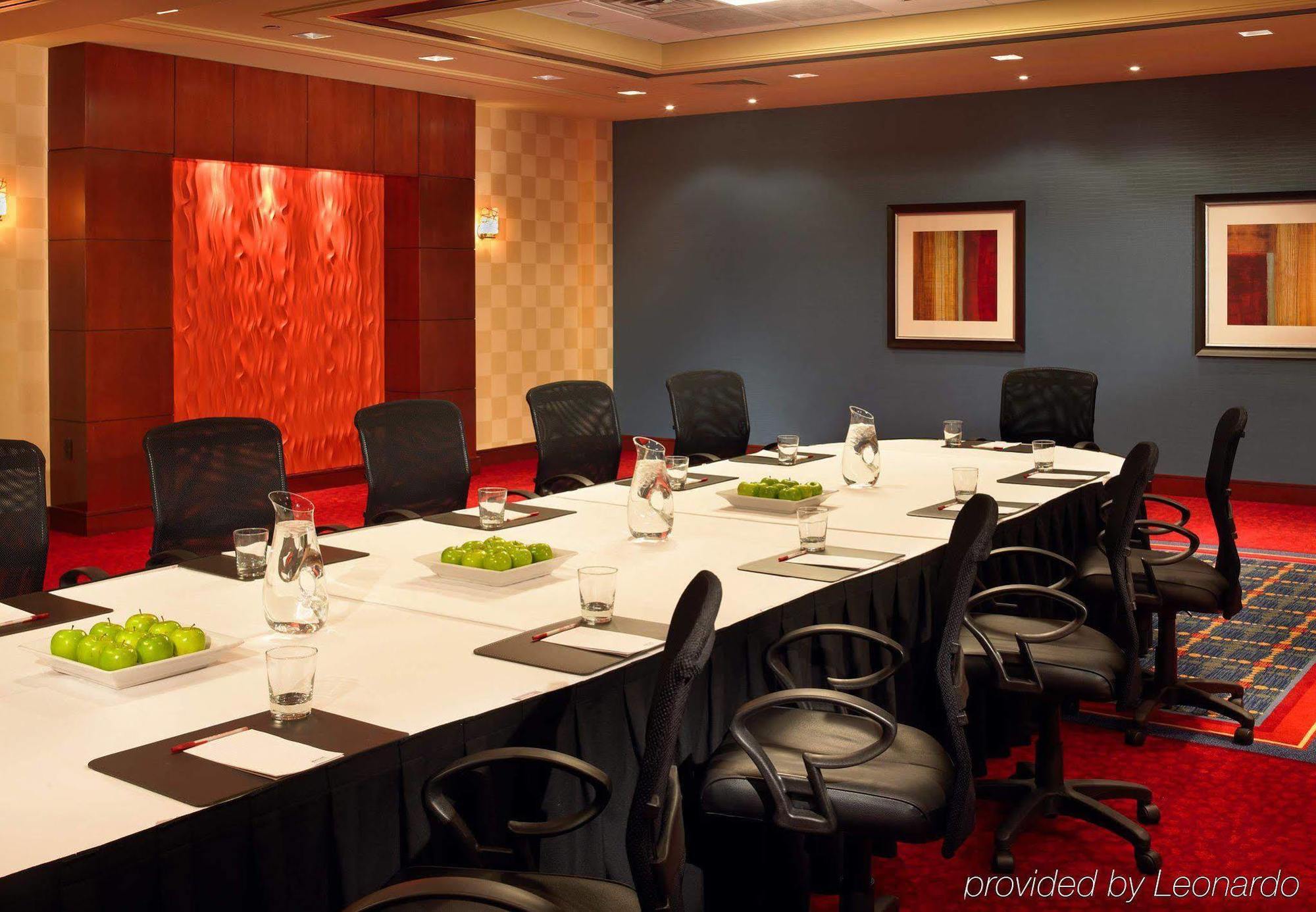 Marriott Kansas Hotel 3*