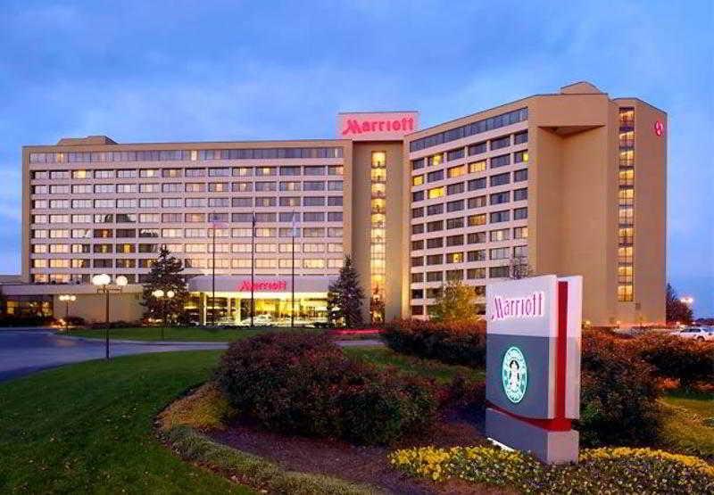 Marriott Kansas Hotel 3*